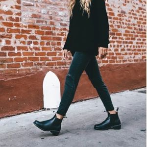 BLUNDSTONE 1671 BLACK BOOTS SIZE 6